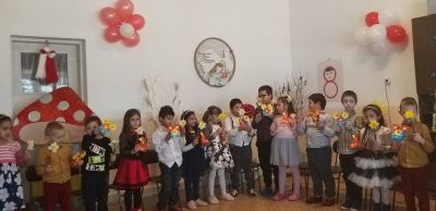 Празникът на мама - ДГ Слънце - Паничери, Хисаря