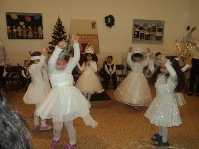 Снежинки - ДГ Слънце - Паничери, Хисаря