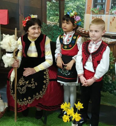 Поздрав за Баба Марта - ДГ Слънце - Паничери, Хисаря