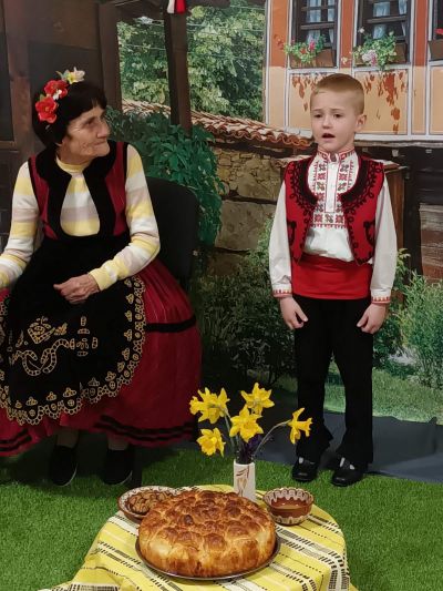 Поздрав за Баба Марта - ДГ Слънце - Паничери, Хисаря